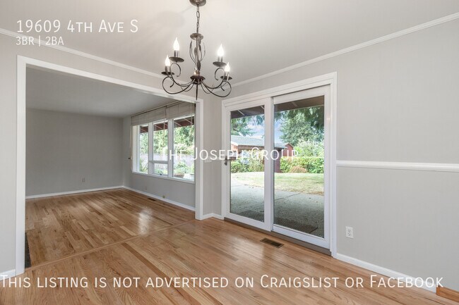 Building Photo - Beautifully updated 3 bed/1.75 bath in Des...
