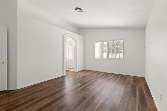 Building Photo - Summerlin North Amazing 3 Bedroom Home wit...