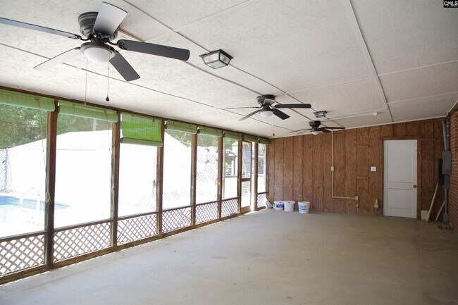 Building Photo - 826 Jefferson St