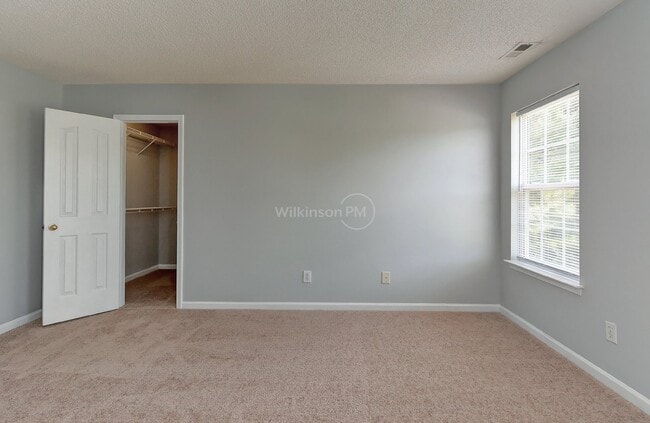 Building Photo - 2-Story 3br/2.5bth Single Family Home near...