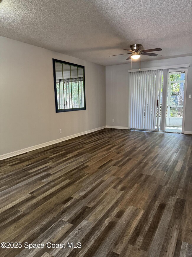 Building Photo - 4546 Memory Ln