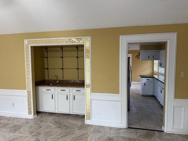 Building Photo - 15111 Paso Real Dr