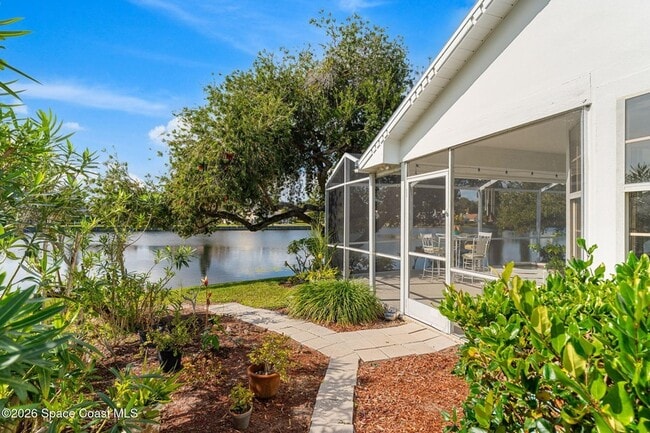 Building Photo - 662 Rossmoor Cir