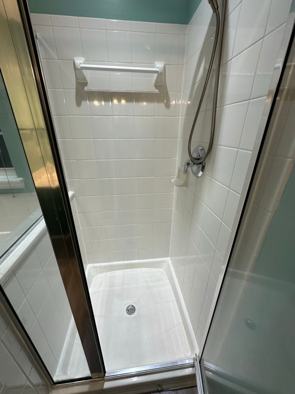 Building Photo - 4036 Holly Villa Cir