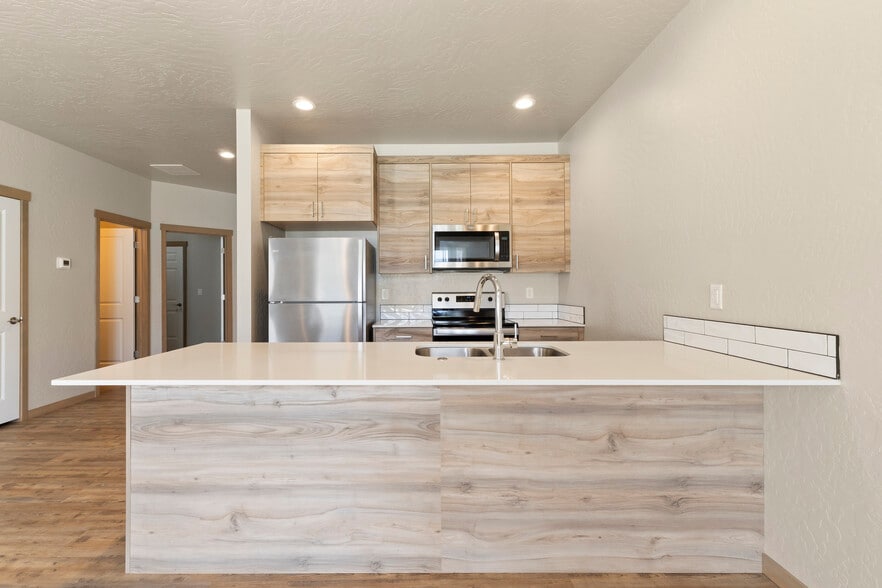 1437 - Majestic Villas