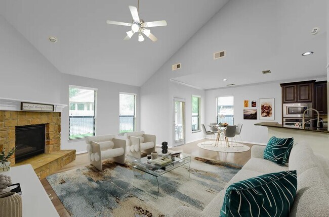 Building Photo - 11014 Sir Alex Dr