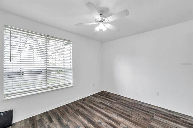 Building Photo - 9602 Lake Chase Island Way