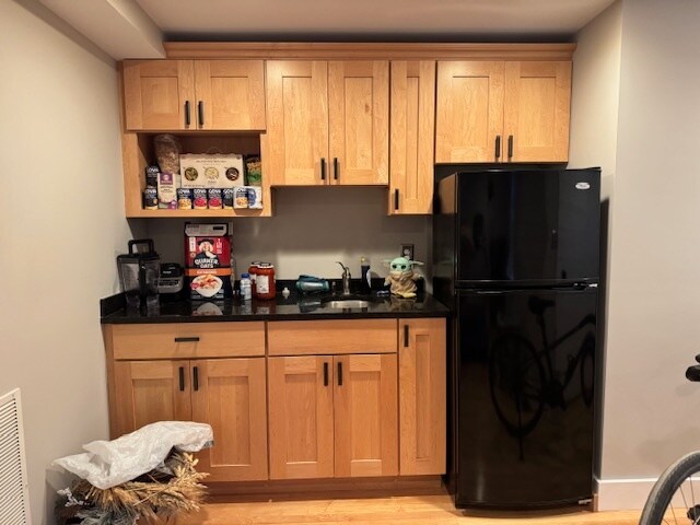 Building Photo - 85 Park St