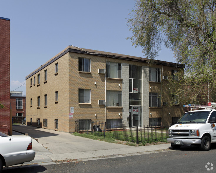 Primary Photo - Moline Apartments