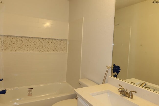 Building Photo - 5223 Air Force Dr
