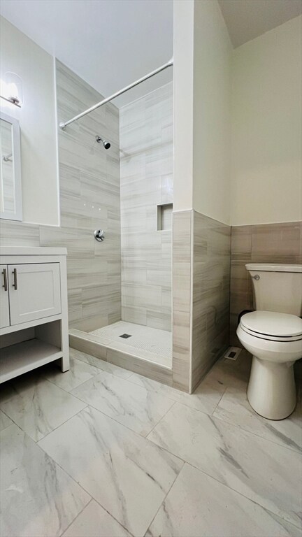 Building Photo - 206 Winchester St