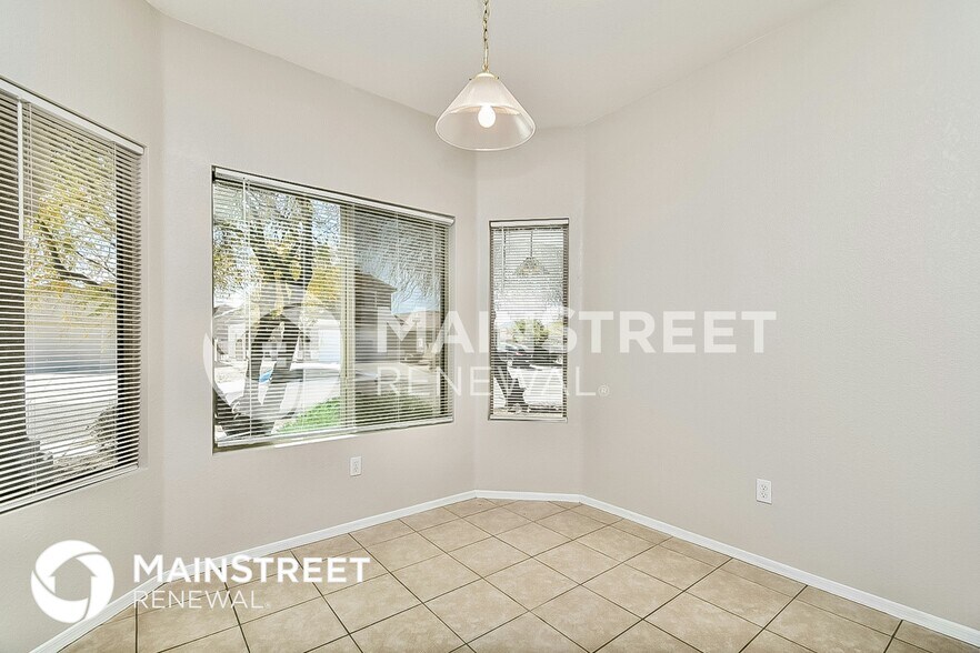 Building Photo - 2468 W Tyler River Dr