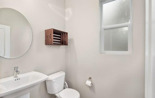 Building Photo - Newer Construction 3-Bedroom Home with Smart Features, Tandem Garage & Community Amenities