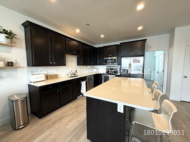 Building Photo - 5401 Ranches Loop Rd