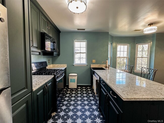 Building Photo - 29 Stone Creek Ln