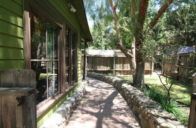 Building Photo - 202 S Topanga Canyon Blvd