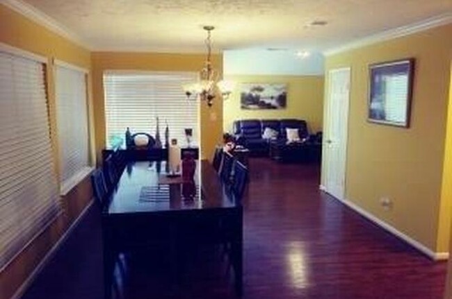 Building Photo - 2410 Sand Plum Dr