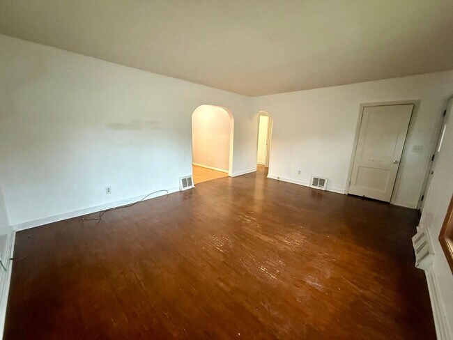 Building Photo - 3 Bed 1 Bath Single Family Home in Wausau