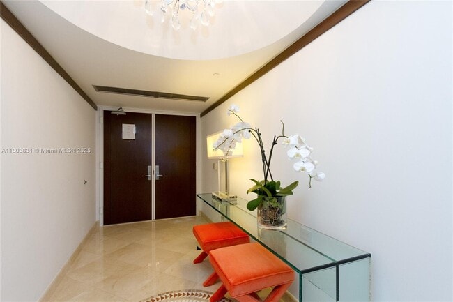 Building Photo - 4775 Collins Ave