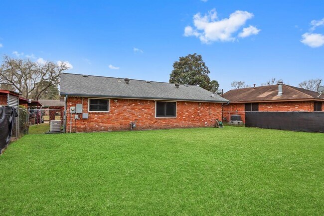 Building Photo - 6311 Bluestone Dr