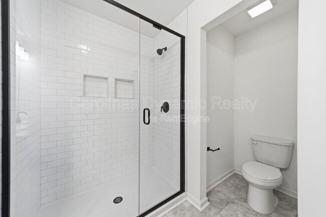 Building Photo - 11936 Basking Dr