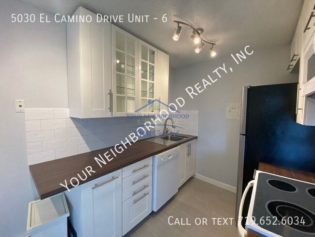 Building Photo - 5030 El Camino Dr