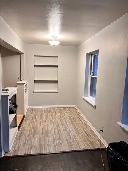 Building Photo - 3645 N 91st St