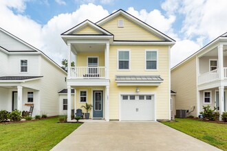 Building Photo - 121 Hawthorne Landing Dr