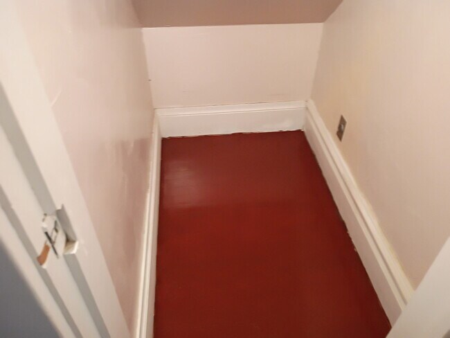 Building Photo - 1209 Berkley Ave