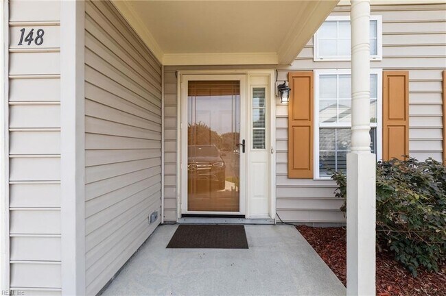 Building Photo - 148 Graystone Trce