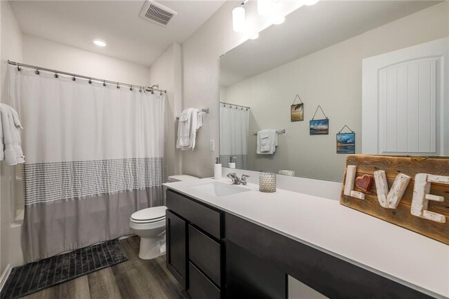 Building Photo - 14104 Honey Gem Dr