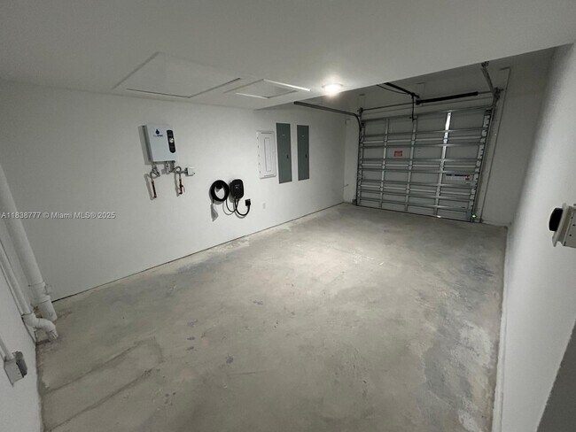 Building Photo - 14624 SW 261st Terrace
