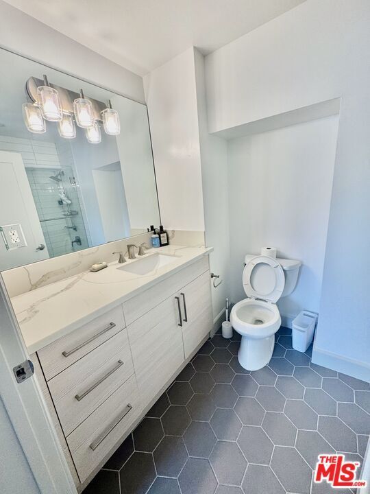 Building Photo - 2406 Glendale Ct