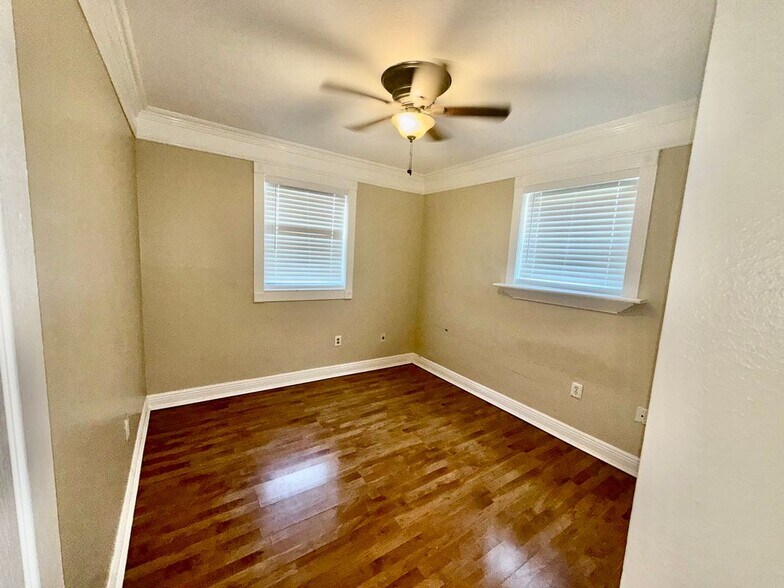 Building Photo - 5173 Mt Rushmore Dr