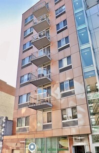Building Photo - 1635 Lexington Ave