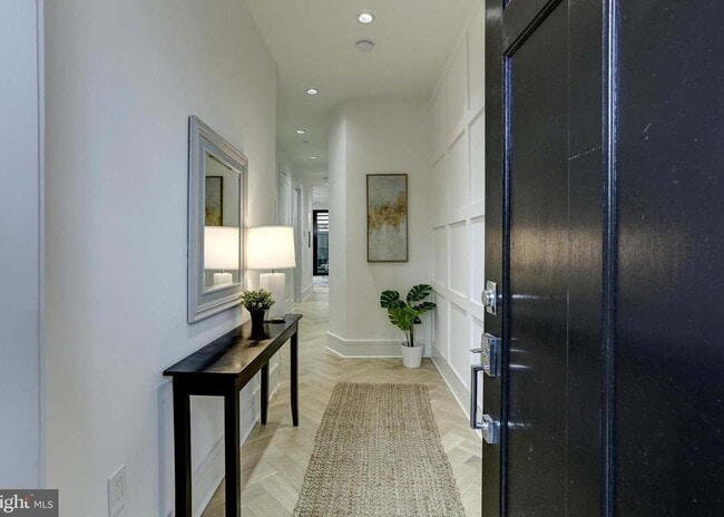 Building Photo - 1712 15th St NW