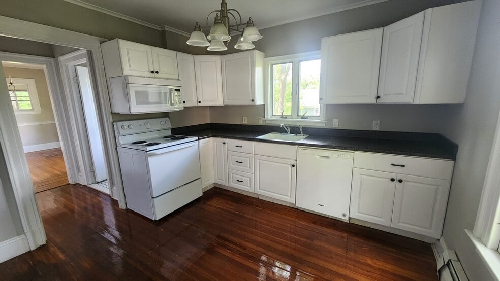 Building Photo - 1634 Ella T Grasso Blvd