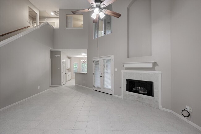 Building Photo - 10 Hancock St