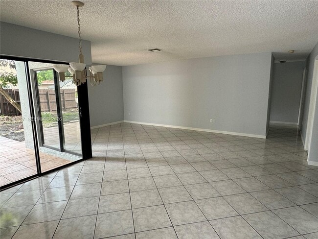 Building Photo - 11301 SW 156th St