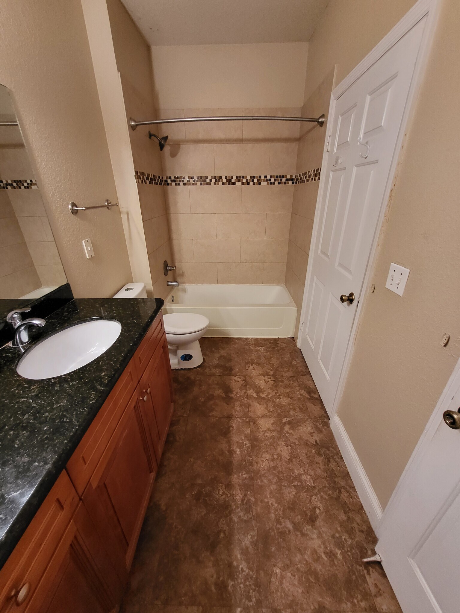 Building Photo - 2598 Robert Trent Jones Dr