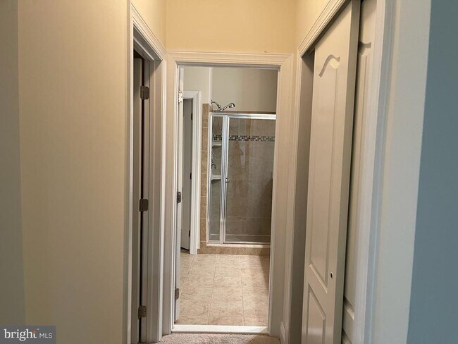 Building Photo - 22573 Willington Square