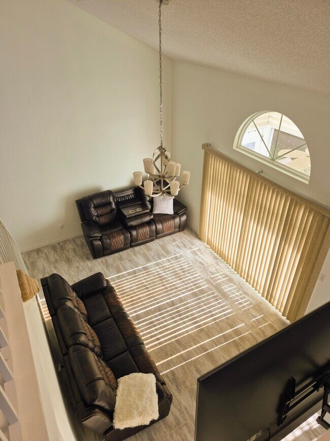 Building Photo - 1975 Westminster Cir