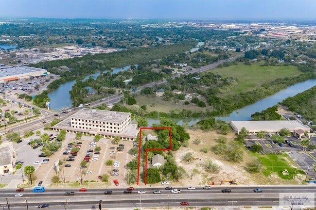 Building Photo - 3495 Boca Chica Blvd