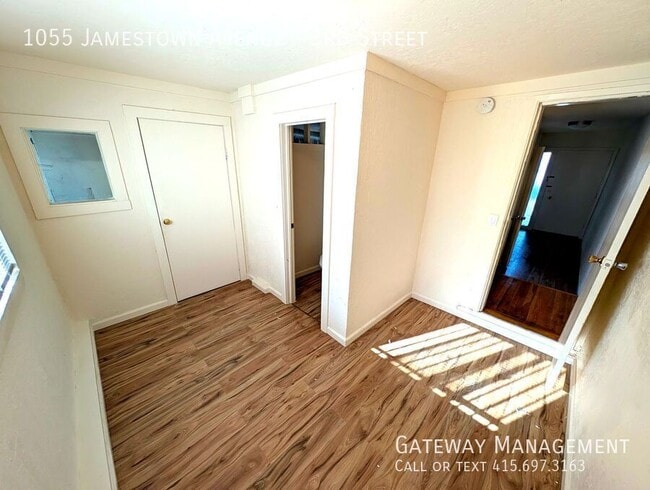 Building Photo - 1055 Jamestown Ave
