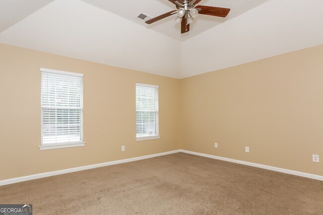 Building Photo - 4530 Talon Way