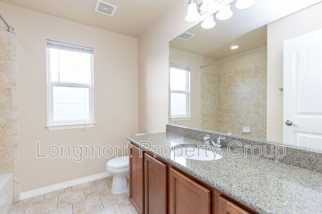 Building Photo - 2650 Bridle Dr