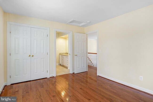 Building Photo - 4481 Shady Point Pl