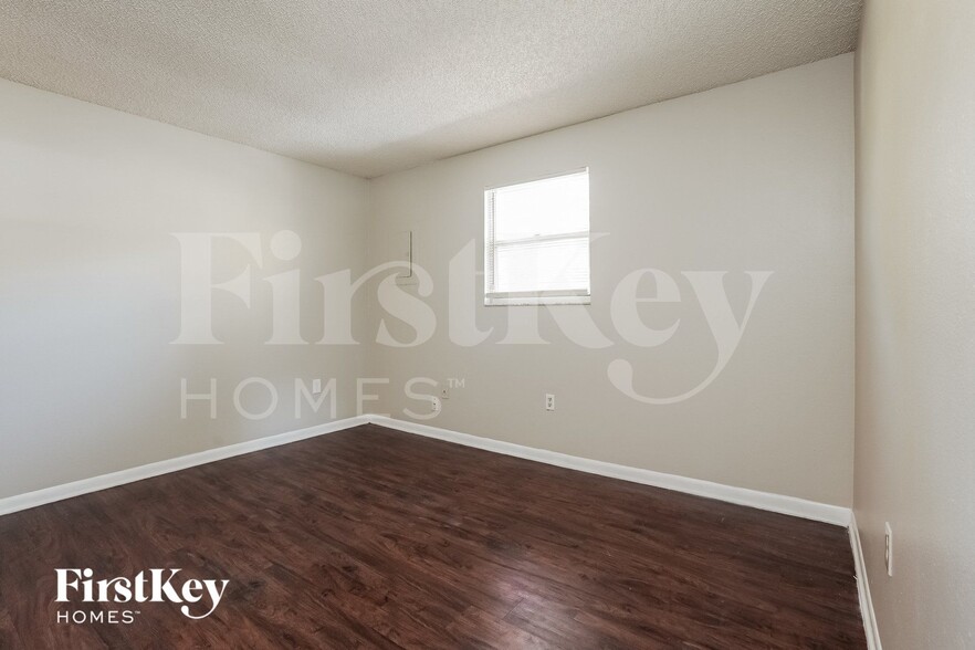 Building Photo - 3532 Brink Cir