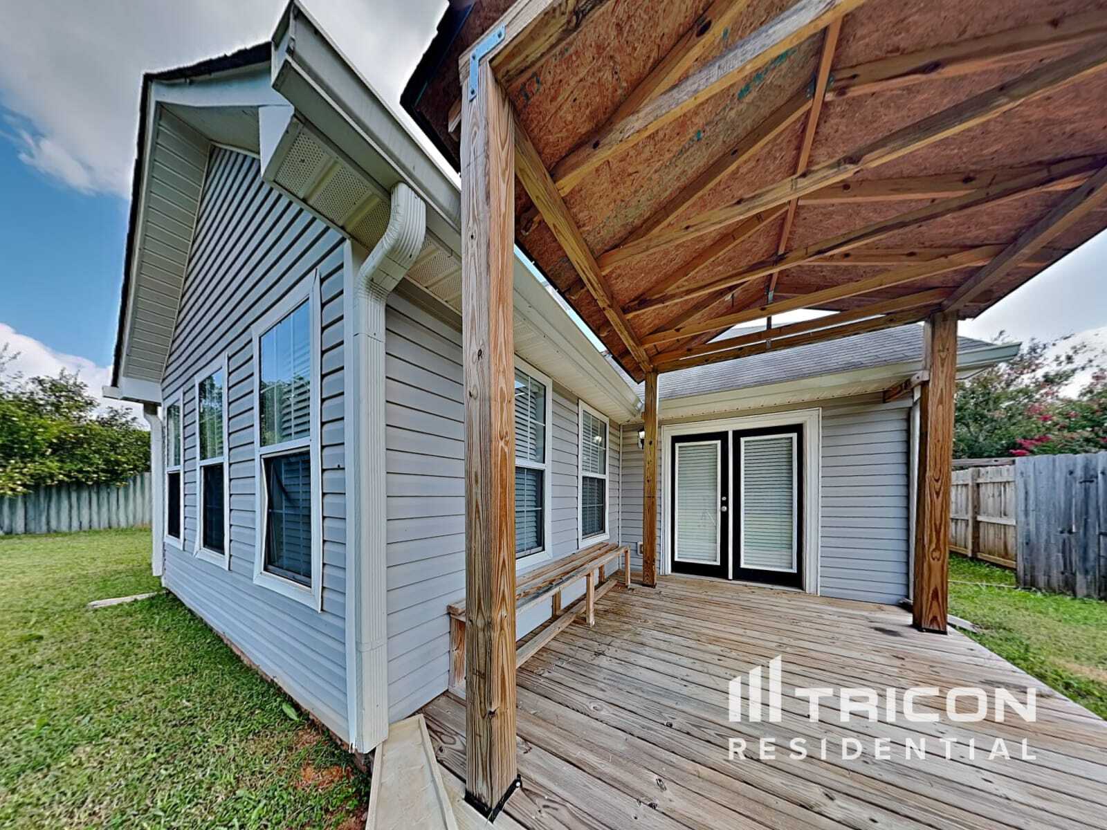 Building Photo - 5085 Towne Park Dr