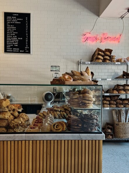 Clark Street Cafe - 11970 Montana Ave